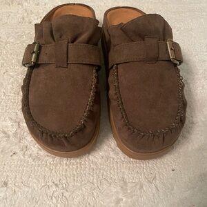 Women Brown Suede Shoes